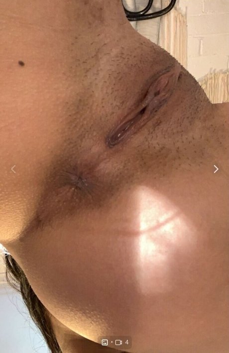 kirraafunn naked model pictures