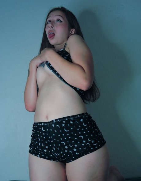 freckles onlyfans nudes picture