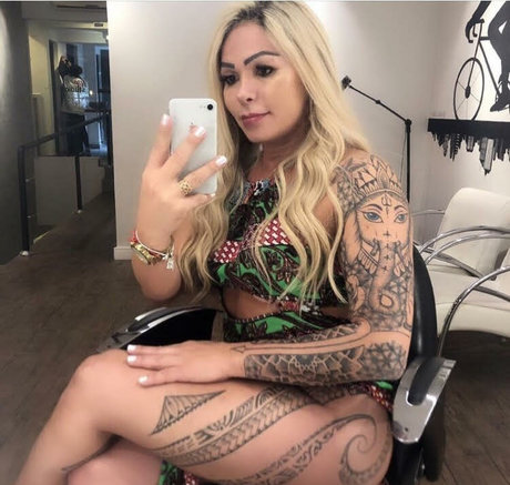 Nicolly Dicapri naked star pictures