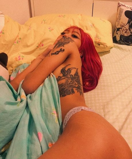 Lilfoxiebaby star pornographic galleries