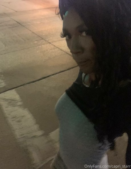 Capri Starr sex actress pic