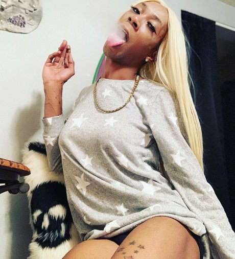 Capri Starr pornstar sexy photos