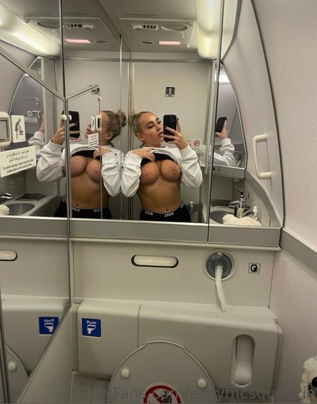 Emily McCarthy pretty model pic