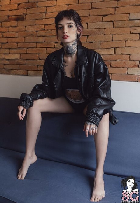 millene exclusive model images