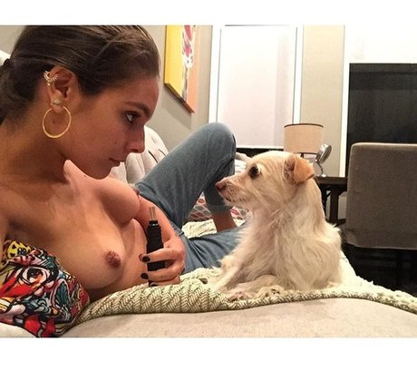 Caitlin Stasey nudes model pictures
