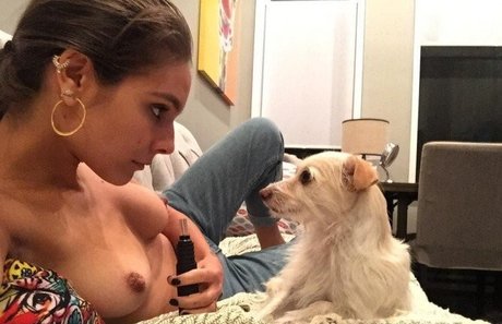 Caitlin Stasey model high quality picture