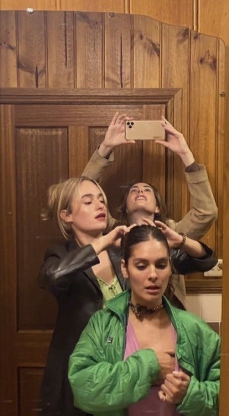 Caitlin Stasey star pornographic img