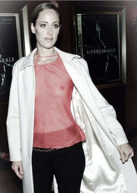 Kim Raver model pretty img