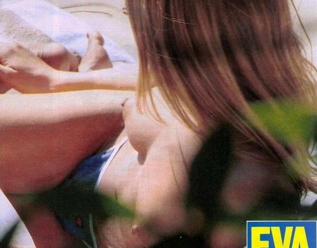 Jennifer Anniston pornstar naked pic