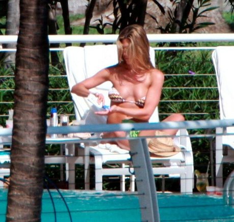 Jennifer Anniston model xxx pictures