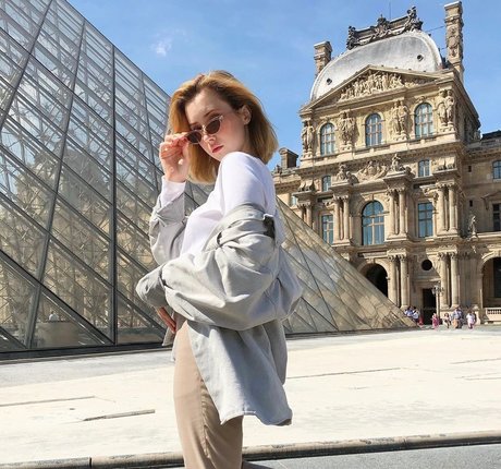 Lexi Poy naked star picture