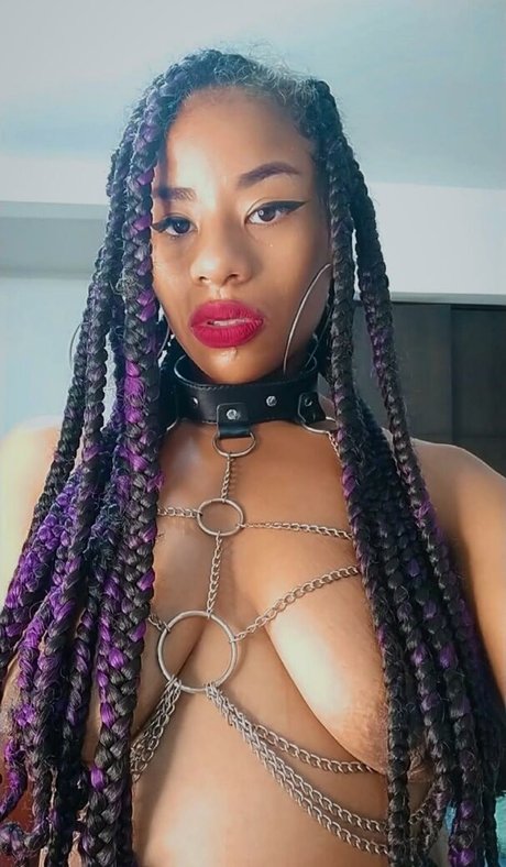 Karla Ricochett perfect actress img