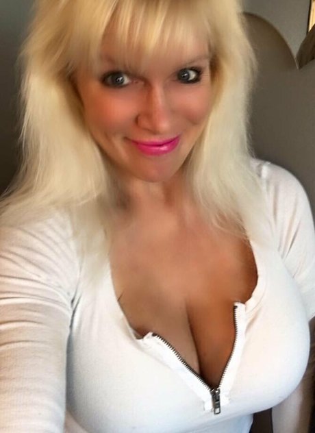 Sandie Lee star photo