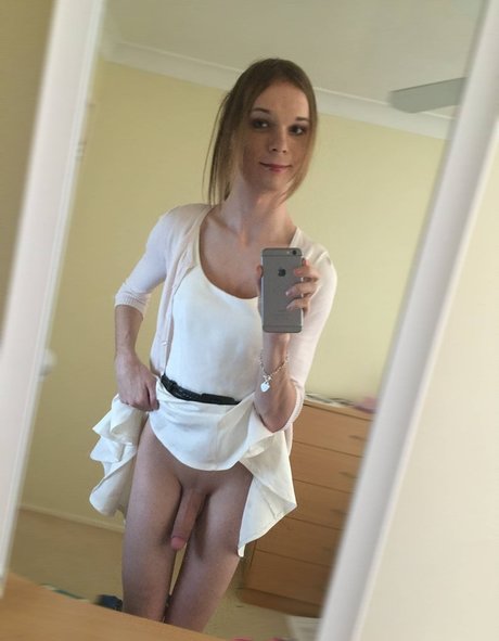 Julie Prim pornstar exclusive pics