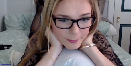 Julie Prim top model image