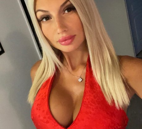 Leakrrs nudes pornstar photo