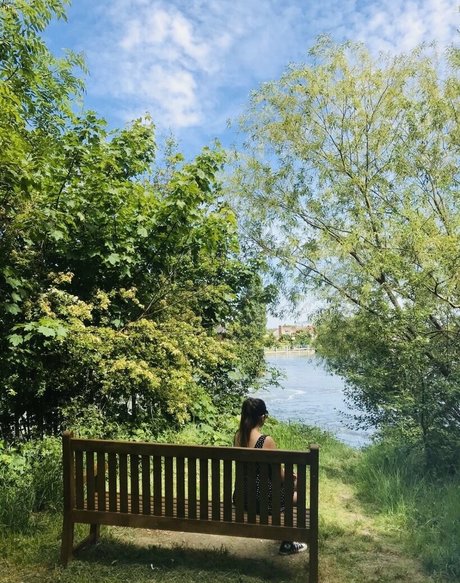 Zara Zahir actress image