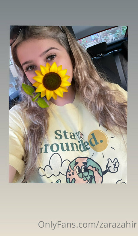 Zara Zahir profile pic