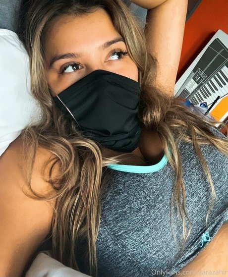 Zara Zahir top pornstar img