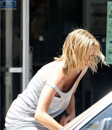 Amy Lysle Smart star erotic pic