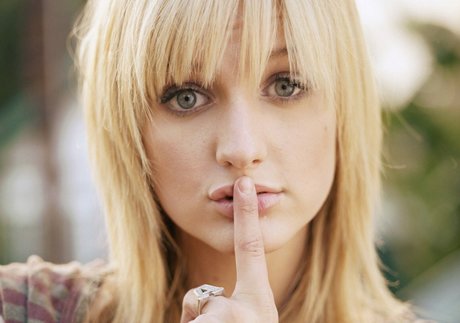 Ashlee Nicole Simpson star nice gallery