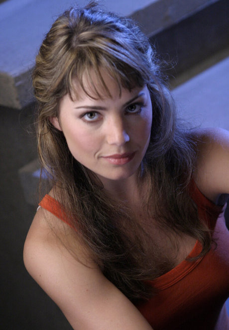 Erica Durance free model archive