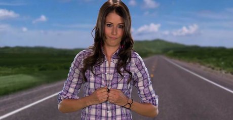 Amanda Crew actress pic
