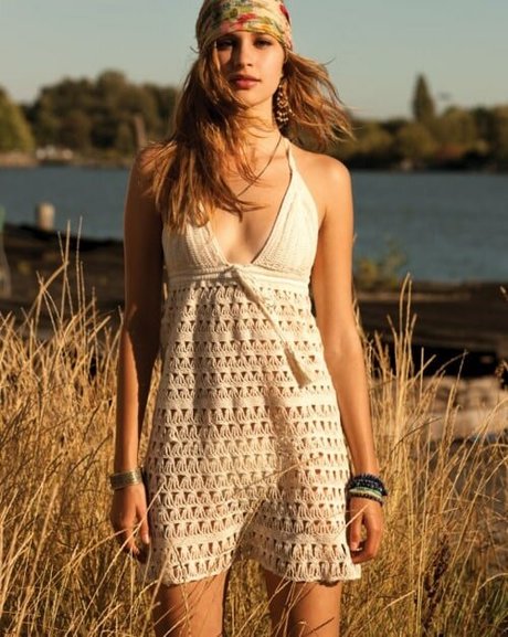 Alexia Fast nude star pic