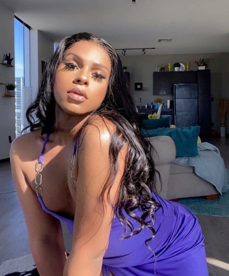 Bianca Brown pornstar art photos
