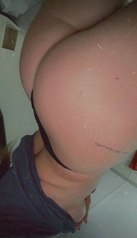 Ashleeey best actress img