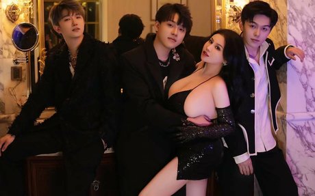 Youyoulama sex actress pic