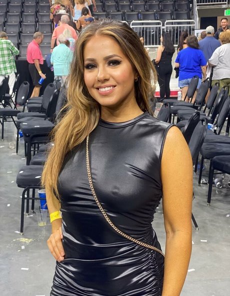 MarieFromTheBlock hot actress image