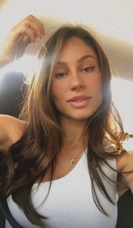 Madison Cortesano Nude model nudes picture