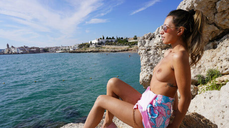 Amaya Sorni pornstar galleries