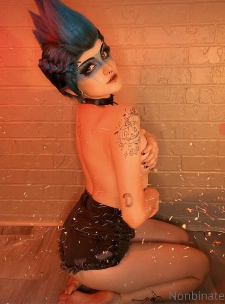 M Blackburn pornstar art img