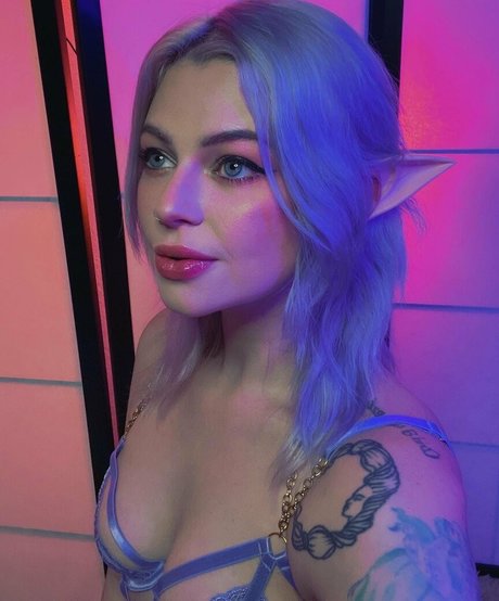 Waifunextdoor best model pics