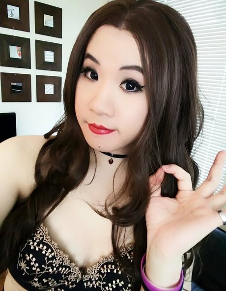 Rinsenpai model xxx pic