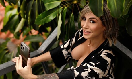 Bia Dominguez star exclusive photos