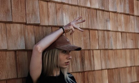 veylaneey star adult archive