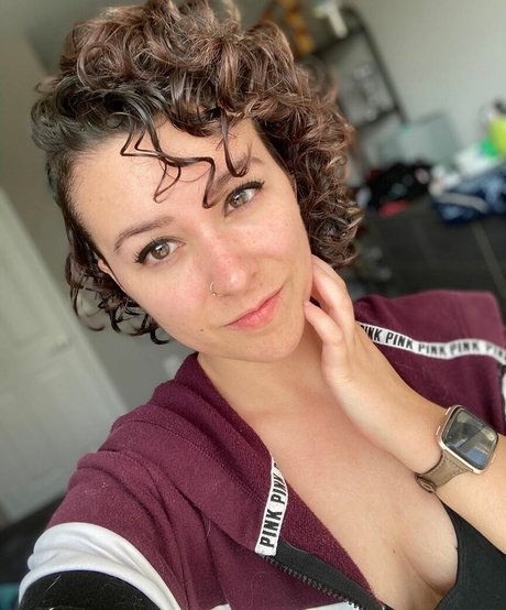 LadyDevann adult star picture