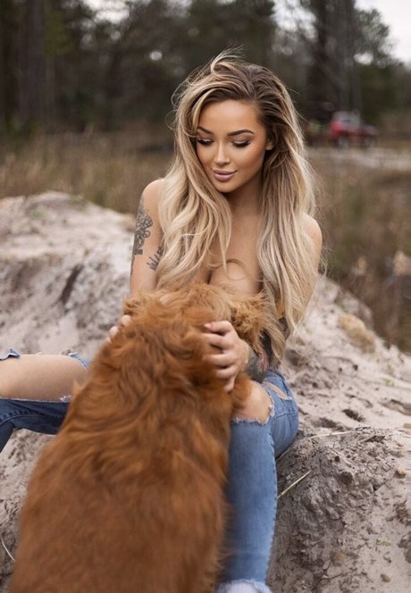 Torias Secret sexy model photos