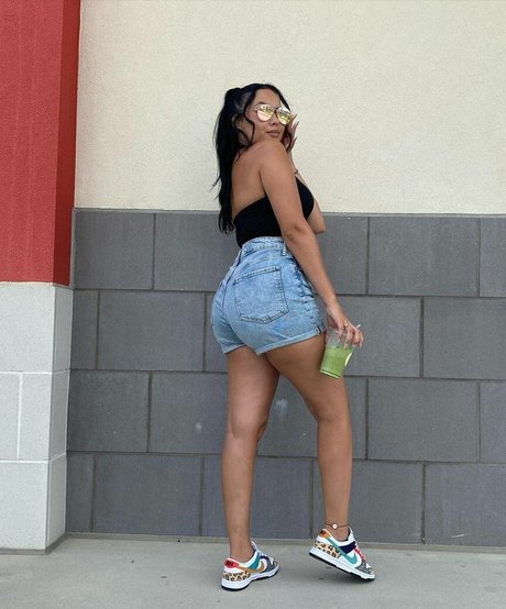 Alejandramariaxo pornographic model gallery