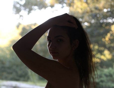 Nicolaravee pornographic actress pictures