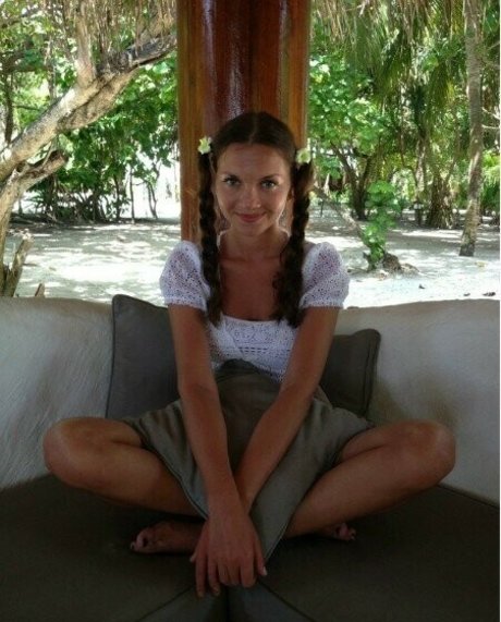 Rodina02 model xxx gallery