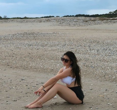 Lauren Suzaanne naked actress pictures