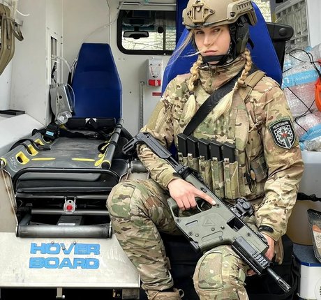 kira mistress of chaos hd star pictures