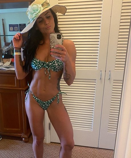 Randi Feld model exclusive image