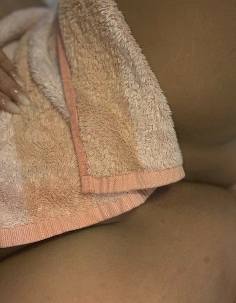 Calita Sweetz pornstar sexy pictures