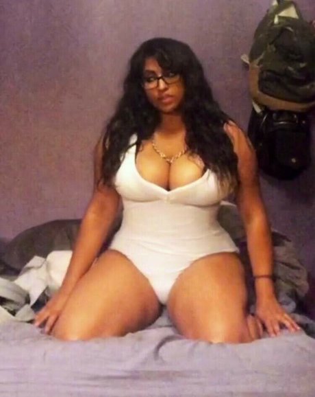 Ninathepony model free img