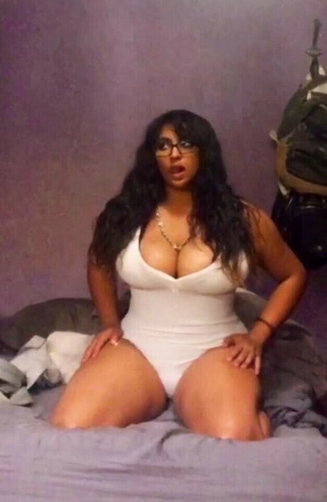 Ninathepony pretty pornstar photo